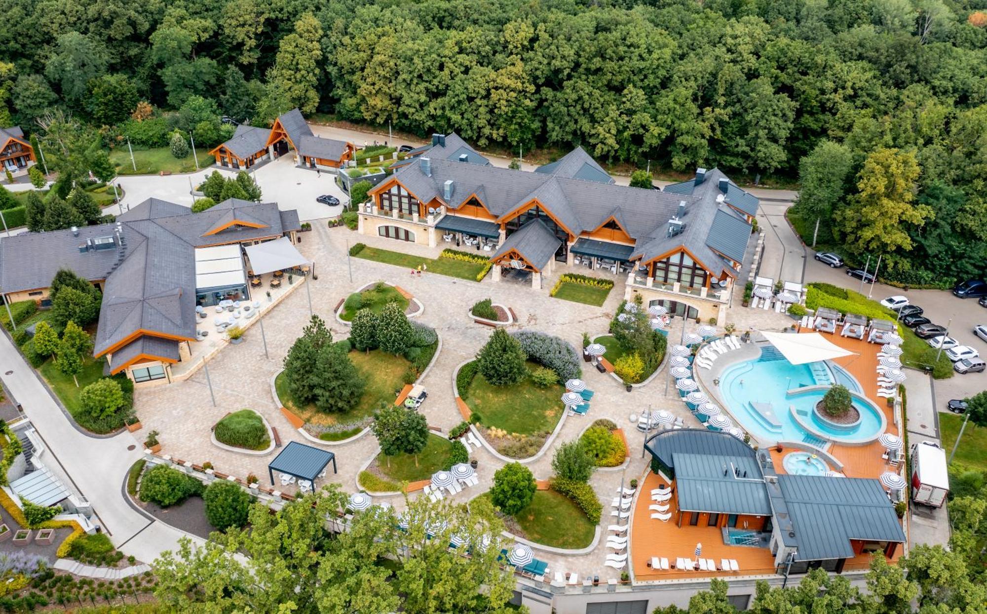 Avalon Resort & Spa Μίσκολτς Εξωτερικό φωτογραφία